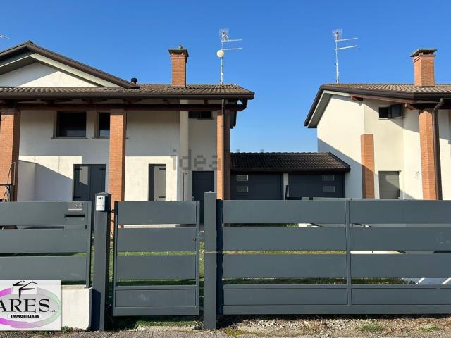 Casa in vendita a Casale Di Scodosia, Veneto