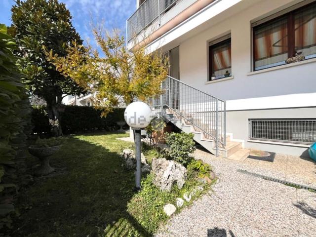 Casa in vendita a Ponte San Nicolò, Roncaglia