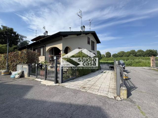Casa in vendita a Romanengo, Lombardia