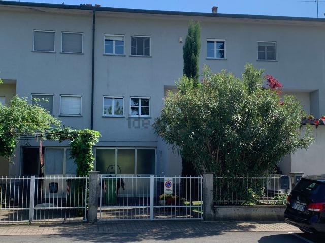 Casa in vendita a Broni, Lombardia