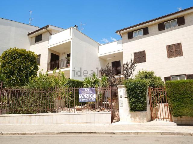 Casa in vendita a Puglia, Bari
