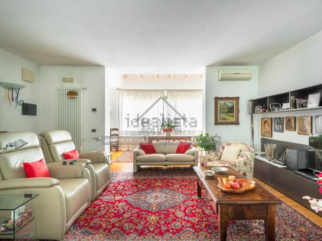 Casa in vendita a Abano Terme, Padova