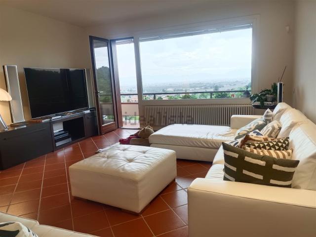 Casa in vendita a Montale