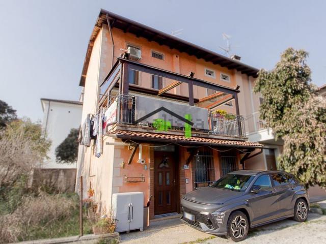 Casa in vendita a Maniagolibero, Maniago