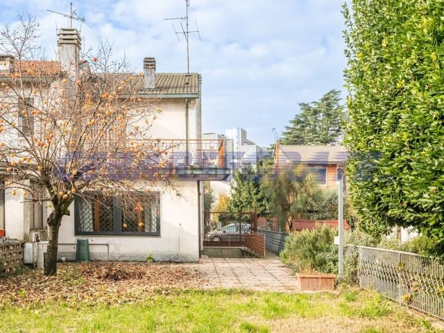 Casa in vendita a Rovagnasco, Segrate