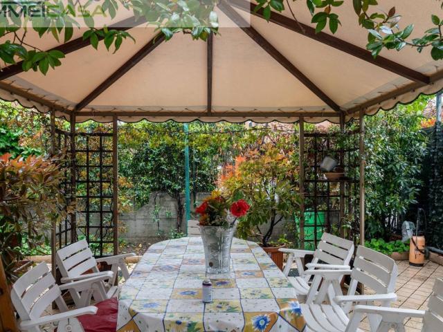 Casa in vendita a Modena, Baggiovara