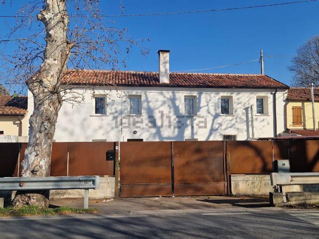 Casa in vendita a Baone, Veneto