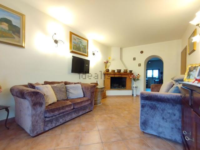 Casa in vendita a Quarrata, Valenzatico