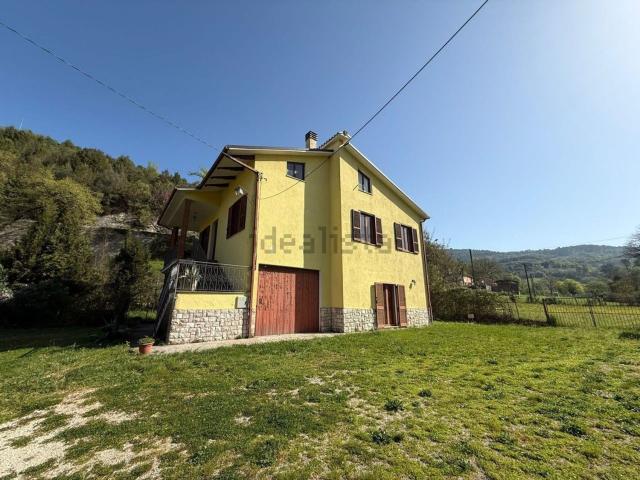Casa in vendita a Macchialunga, Ferentillo