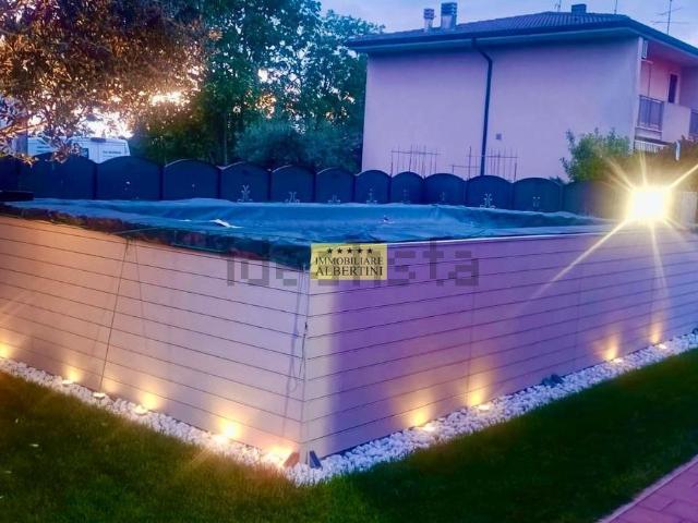 Casa in vendita a Sommacampagna, Veneto