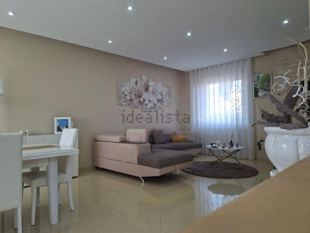 Casa in vendita a San Gregorio d'Ippona, Vibo Valentia