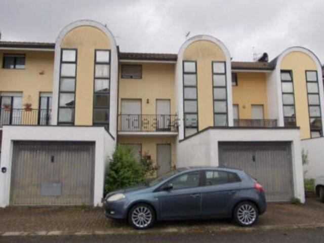 Casa in vendita a Vignole Borbera, Alessandria