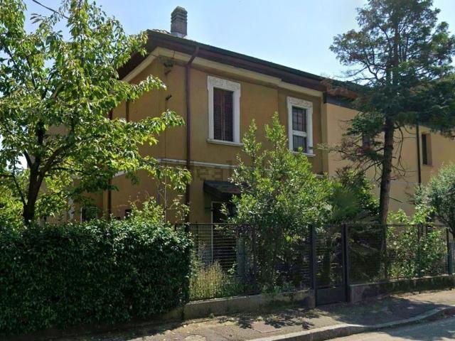 Casa in vendita a Madonna in Campagna, Gallarate