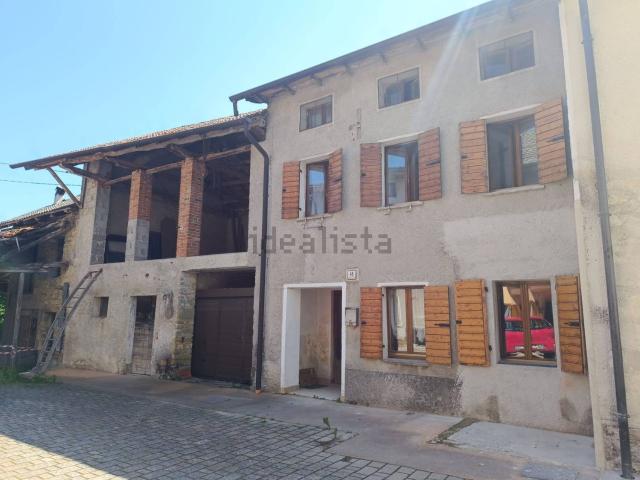 Casa in vendita a Borgo Valbelluna, Pellegai