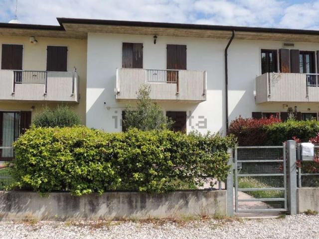 Casa in vendita a Castelnuovo Del Garda, Veneto