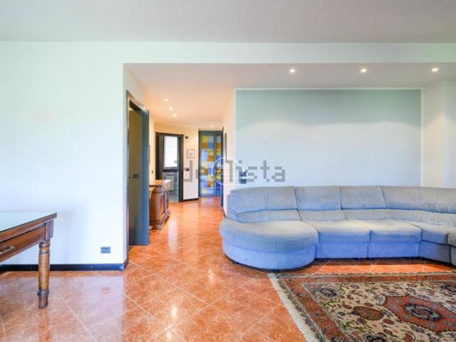 Casa in vendita a Bussero, Lombardia