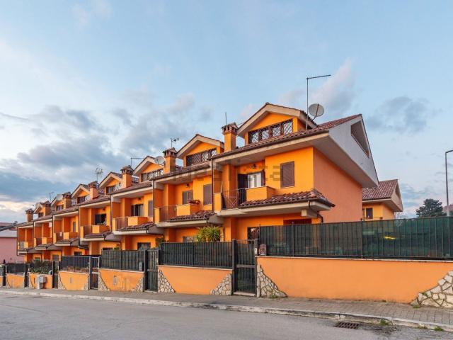 Casa in vendita a Roma Capitale, Lazio