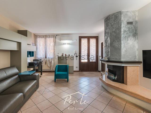 Casa in vendita a Curtatone, Lombardia