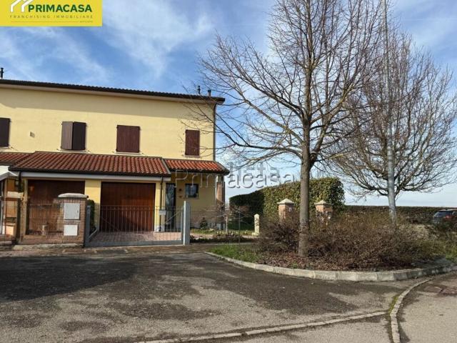 Casa in vendita a Pianura Reggiana, Re
