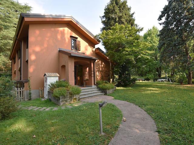 Casa in vendita a Grugana, Calco