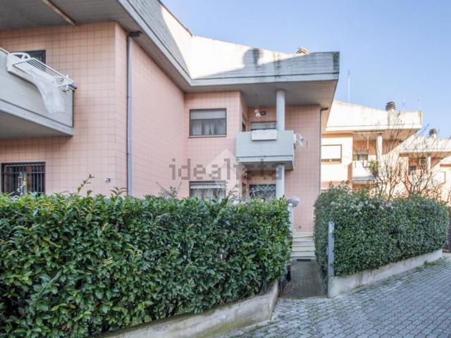 Casa in vendita a Campoloniano, Rieti