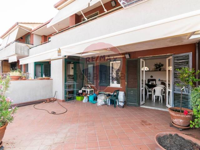 Casa in vendita a Aci Catena, Sicilia