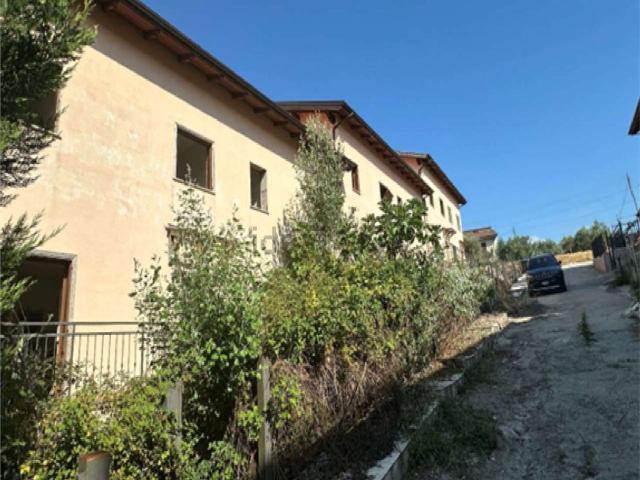 Casa in vendita a Calabria, Cosenza