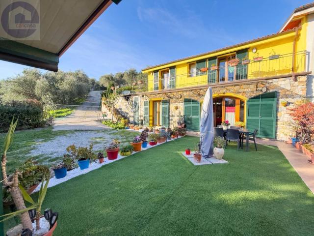 Casa in vendita a Poggi Inferiore, Imperia
