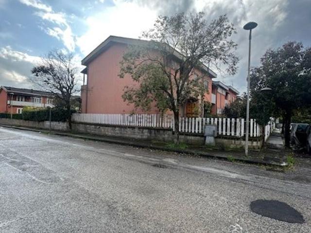 Casa in vendita a Alatri, Lazio
