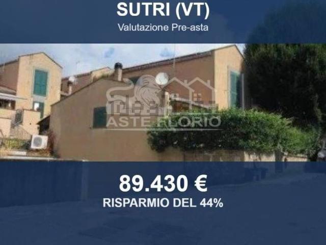 Casa in vendita a Sutri, Lazio