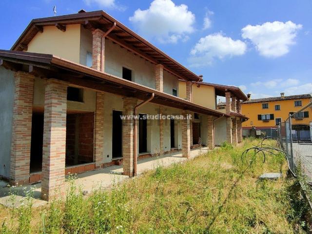 Casa in vendita a Casaletto Ceredano, Lombardia