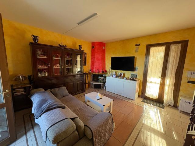 Casa in vendita a Unione dei comuni del Frignano, Serramazzoni
