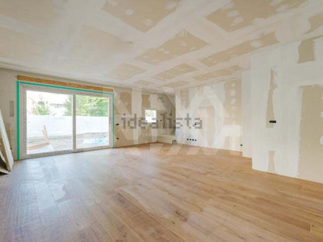Casa in vendita a Rio, Ponte San Nicolò