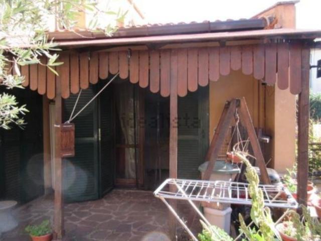 Casa in vendita a Sutri, Lazio
