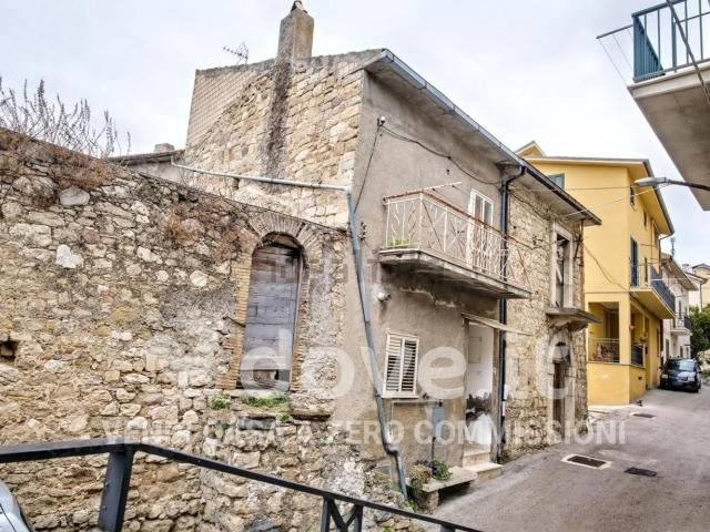Casa in vendita a Casalanguida, Abruzzo