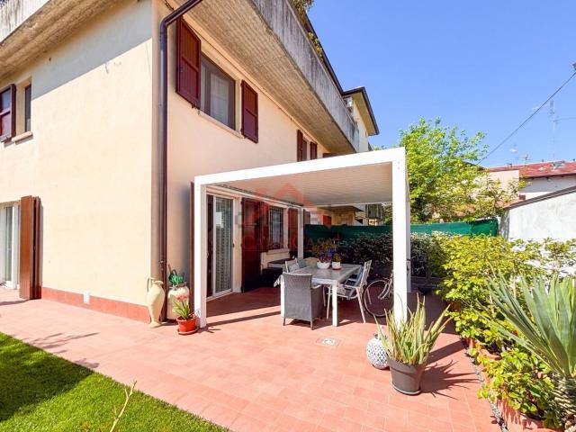 Casa in vendita a Unione delle Terre d'Argine, Carpi