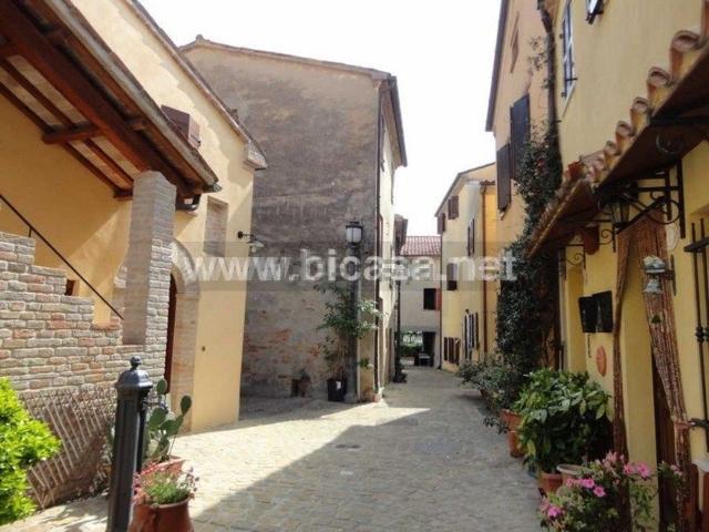 Casa in vendita a Marche, Pesaro E Urbino