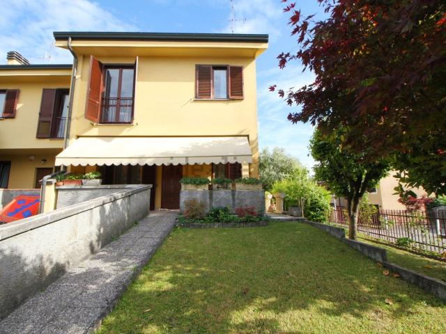 Casa in vendita a Oltrestazione, Legnano