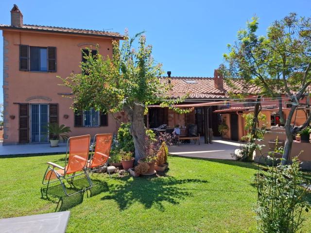 Casa in vendita a Monte Migliore, Roma Capitale