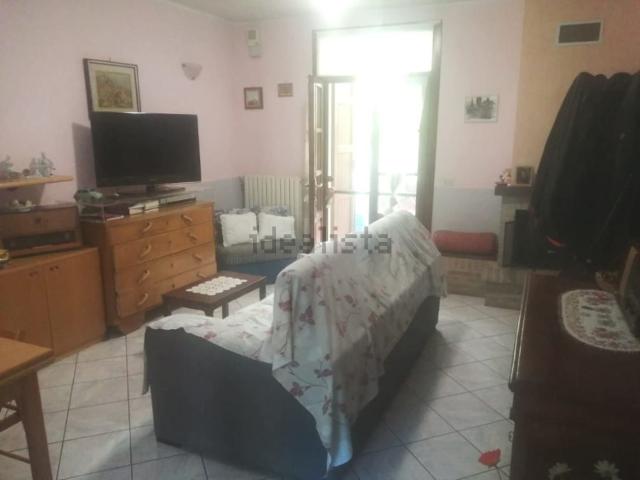 Casa in vendita a Val d’Enza, Re