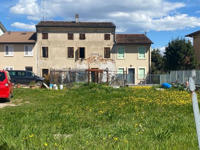 Casa in vendita a Nogarole Rocca, Veneto