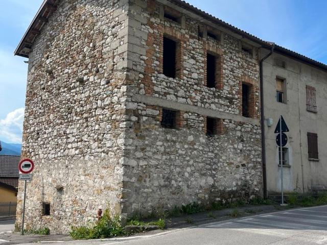 Casa in vendita a San Pietro in Campo, Belluno