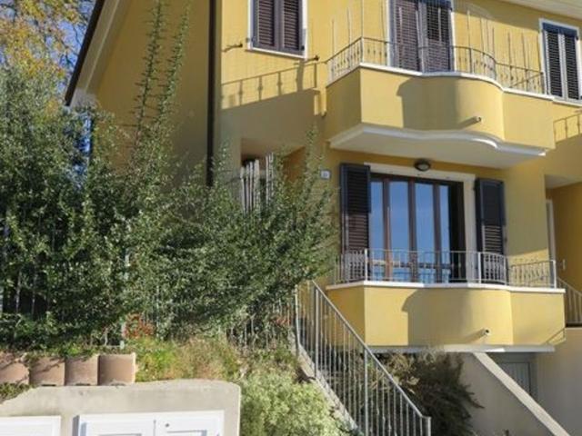 Casa in vendita a Marche, Pesaro E Urbino