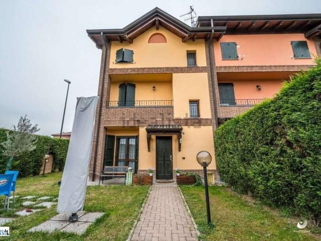 Casa in vendita a Tresinaro - Secchia, Re
