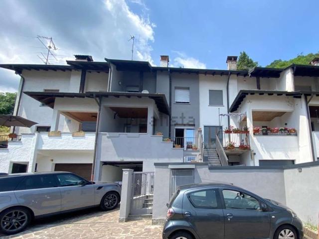 Casa in vendita a Comunità Montana del Piambello, Brusimpiano