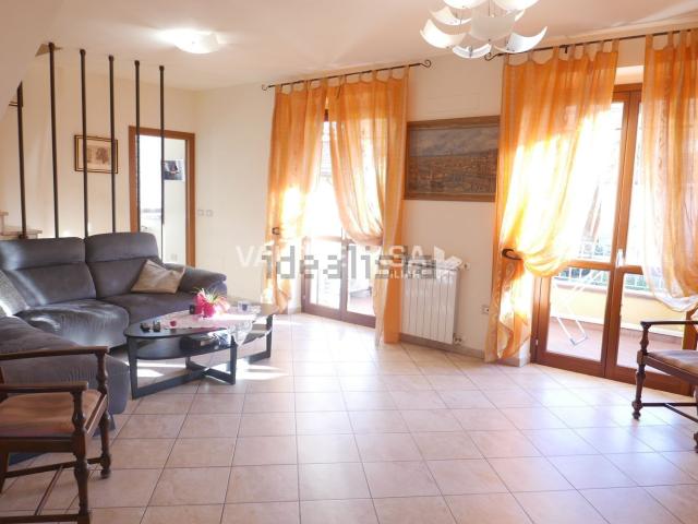 Casa in vendita a Sant'Antonio, Carrara
