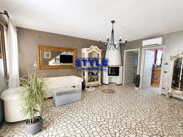 Casa in vendita a Mira Vecchia, Mira Taglio