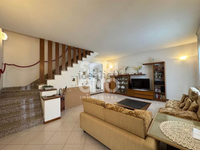 Casa in vendita a Montale