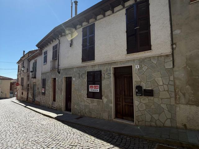 Casa in vendita a Piemonte, Asti