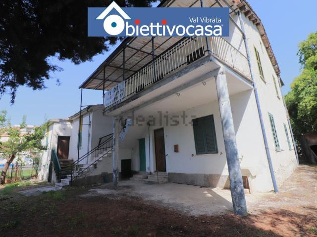 Casa in vendita a Madonna delle Grazie, Teramo